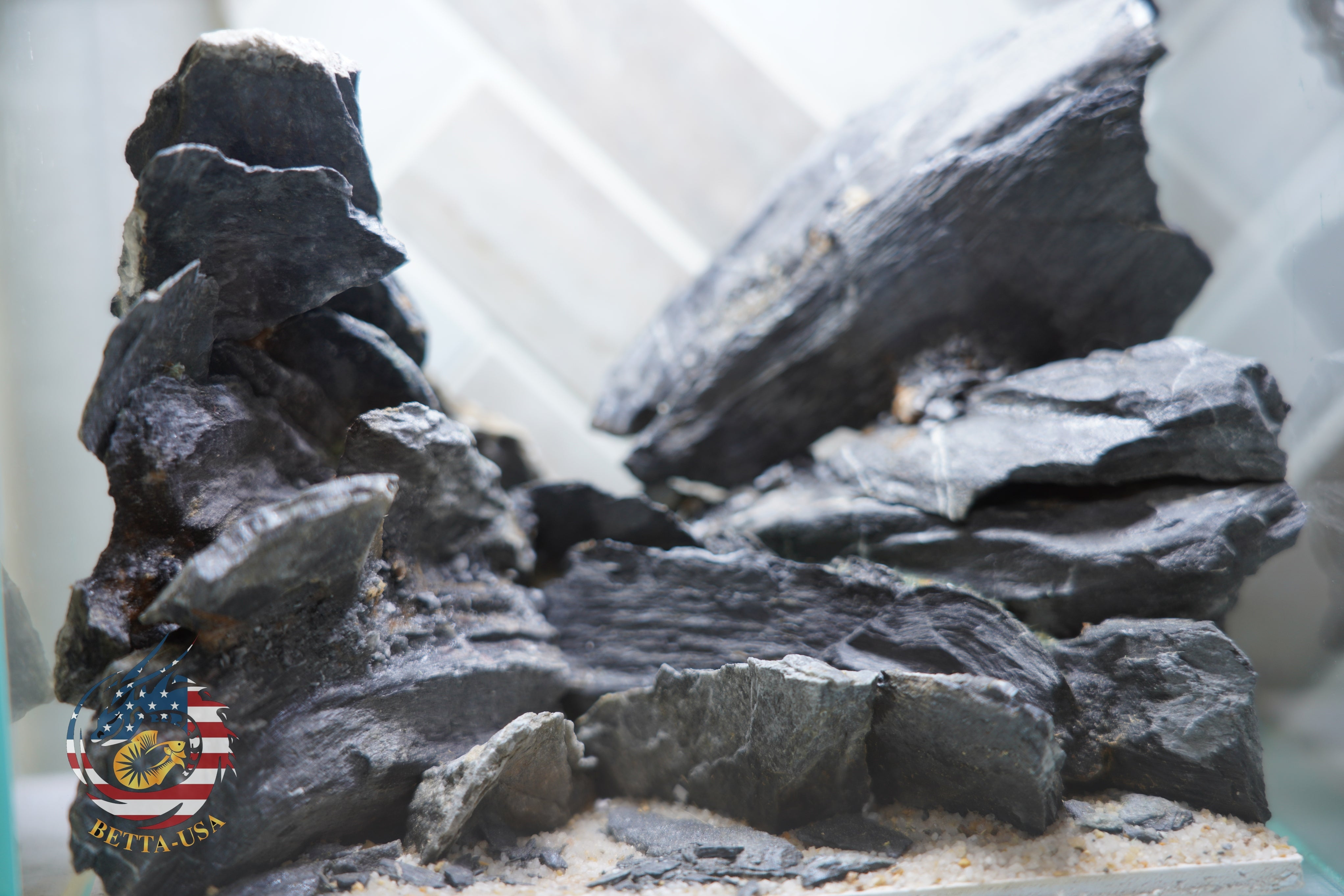 [SCAPE-08] Mountain-Inspired Aquarium Aquascape – 1 Gallon