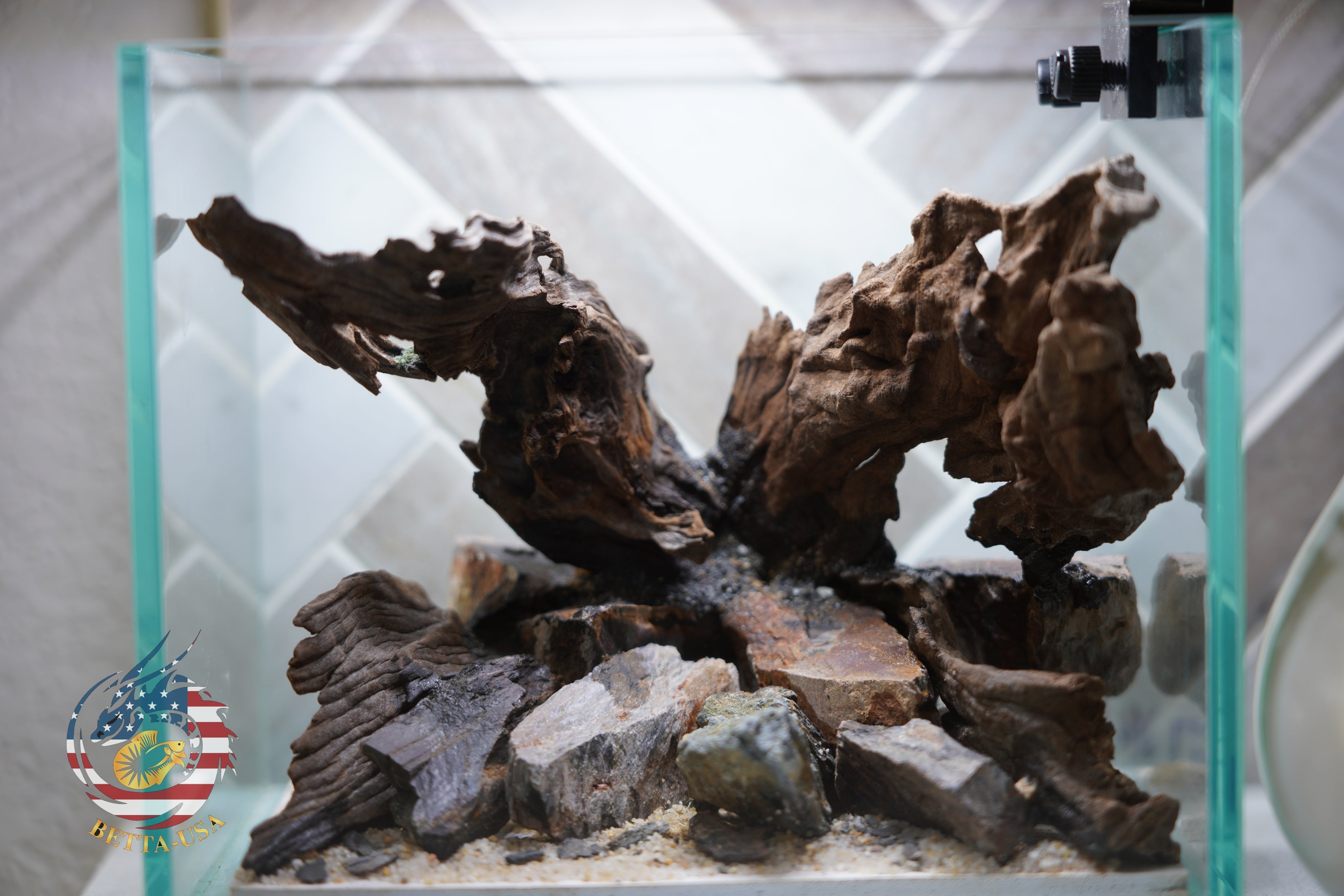 [SCAPE-25] Nature Aquarium Aquascape Driftwood  – 1 Gallon