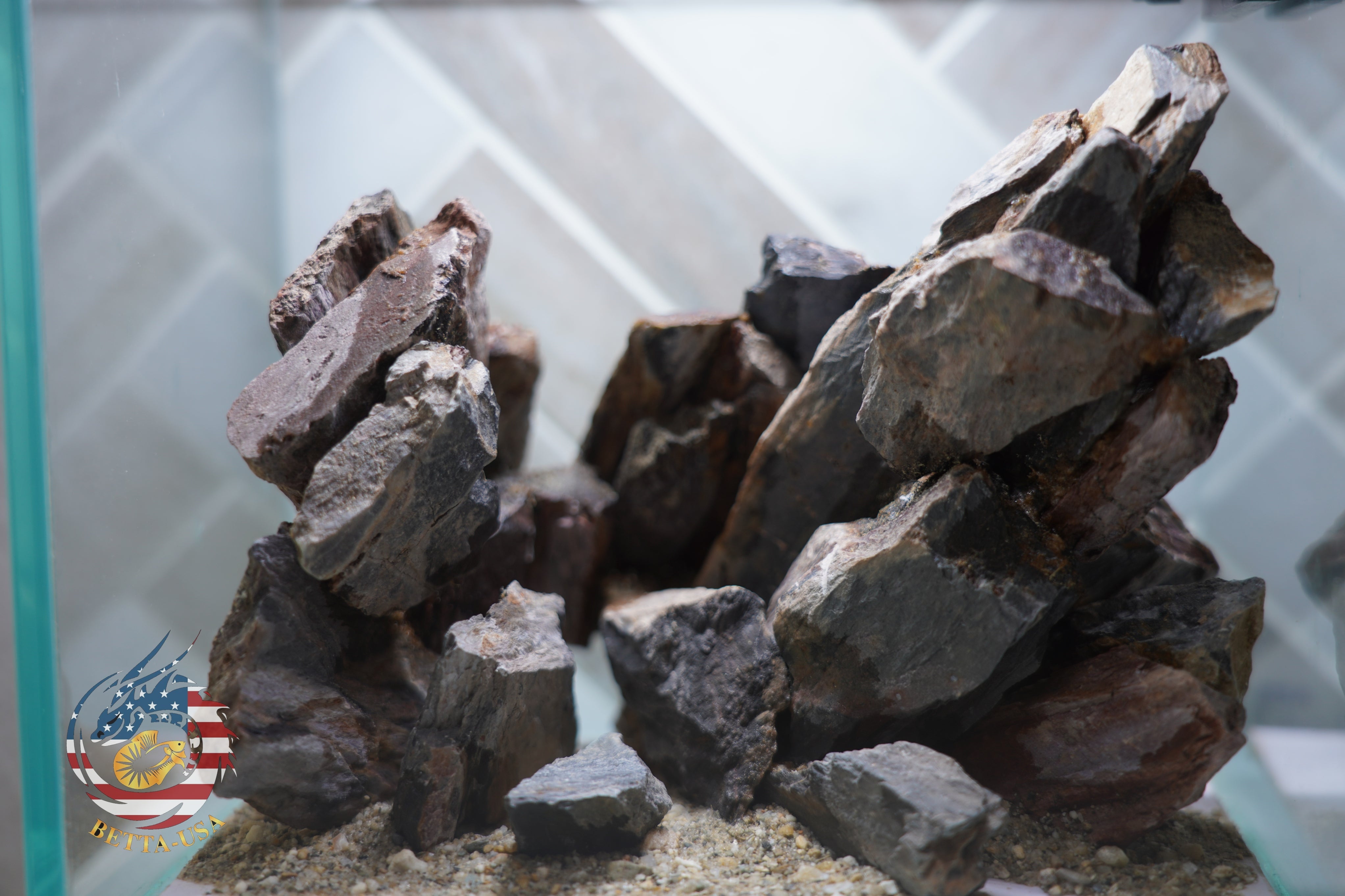 [SCAPE-26] Mountain-Inspired Aquarium Aquascape – 1 Gallon