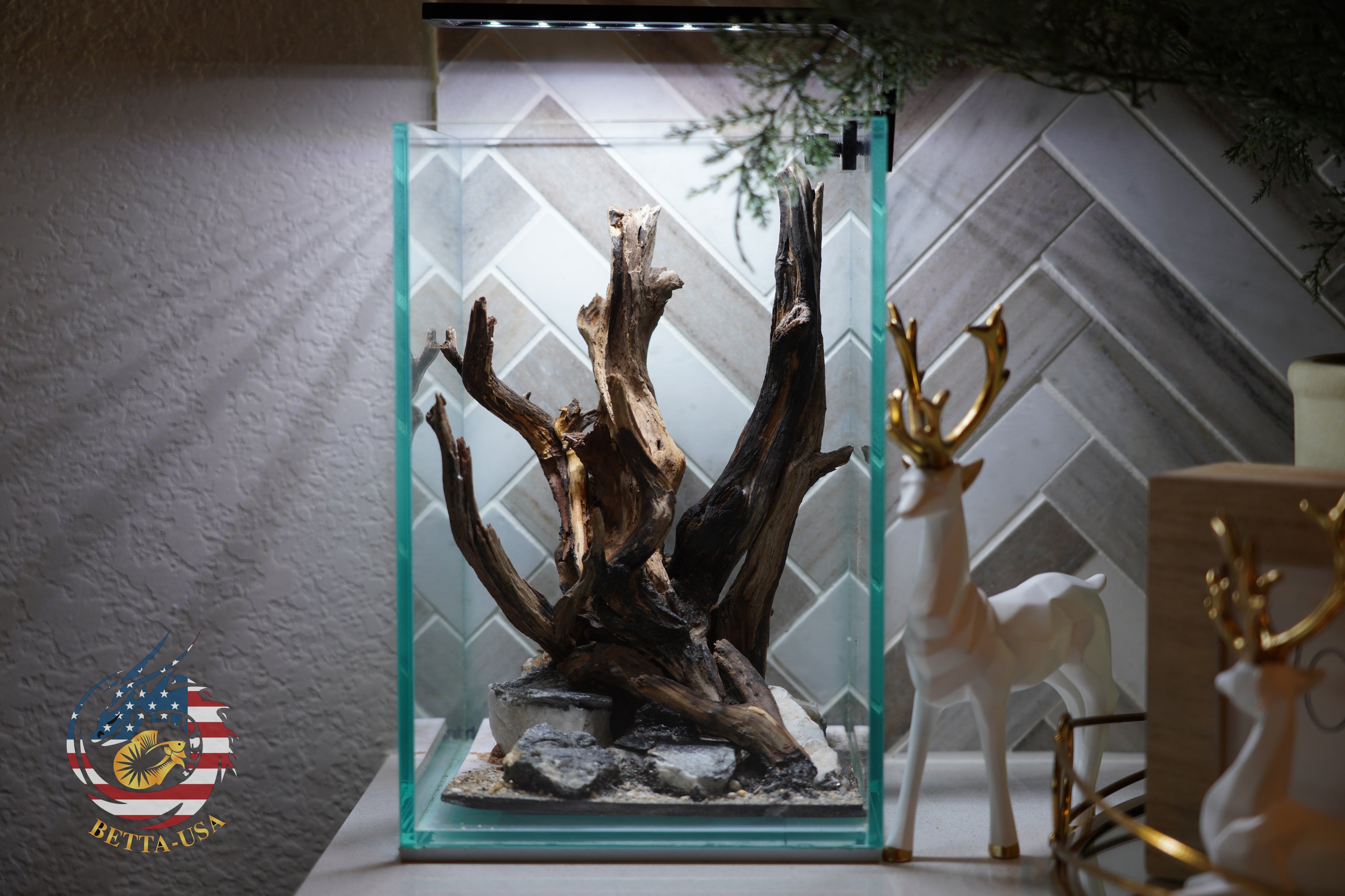 [SCAPE-36] Nature Aquarium Aquascape Diftwood – 1.6 Gallons