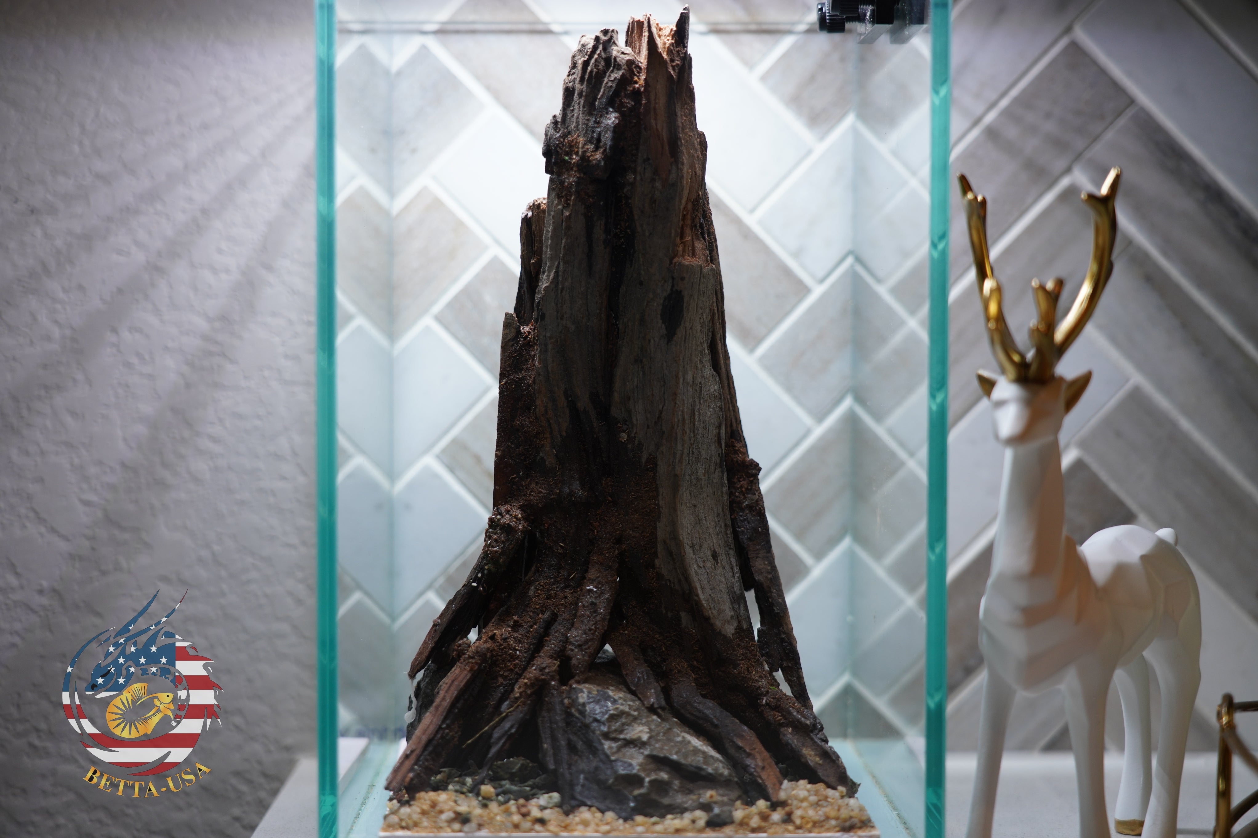 [SCAPE-38] Nature Aquarium Aquascape Driftwood– 1.6 Gallons