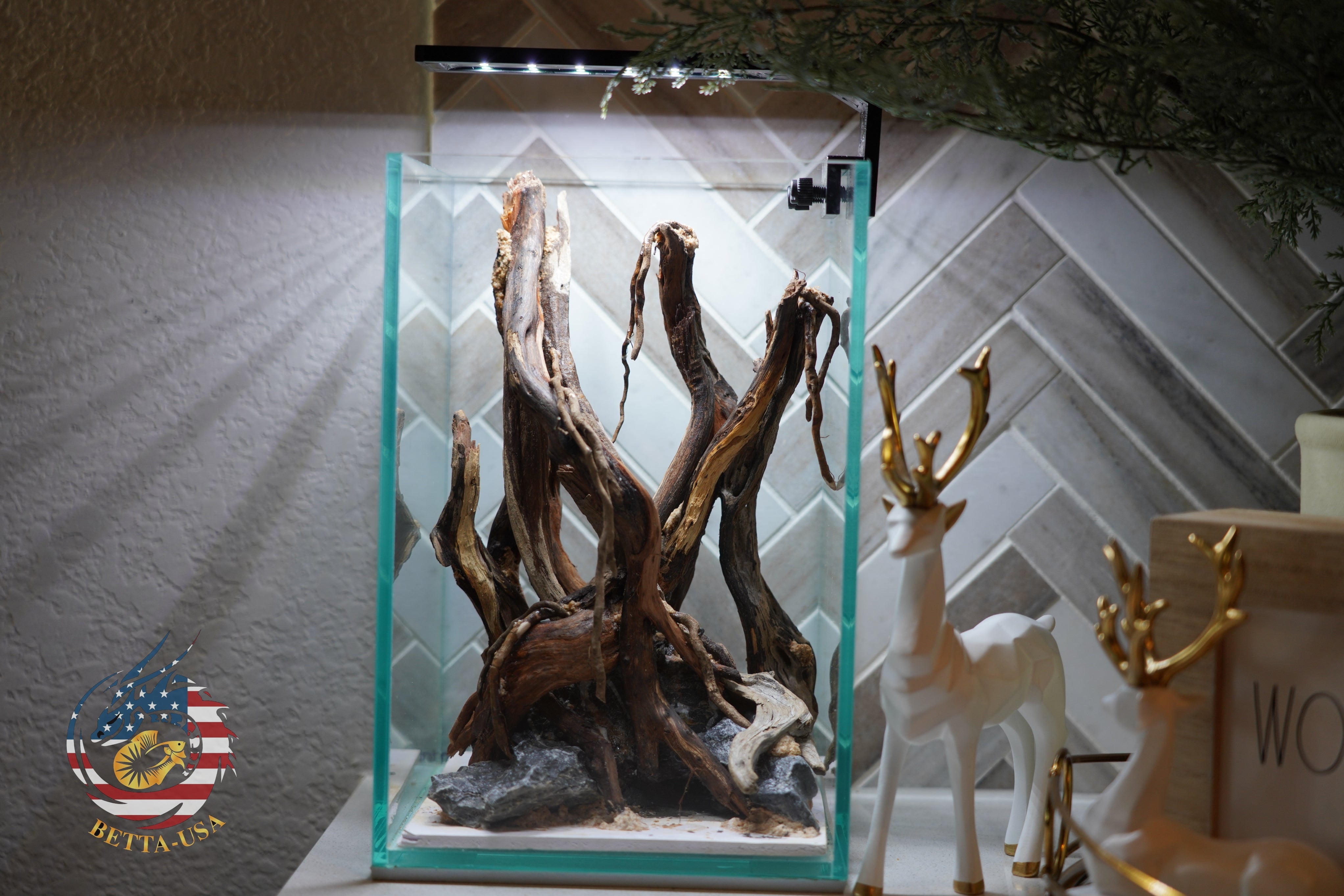 [SCAPE-41] Nature Aquarium Aquascape Diftwood – 1.6 Gallons