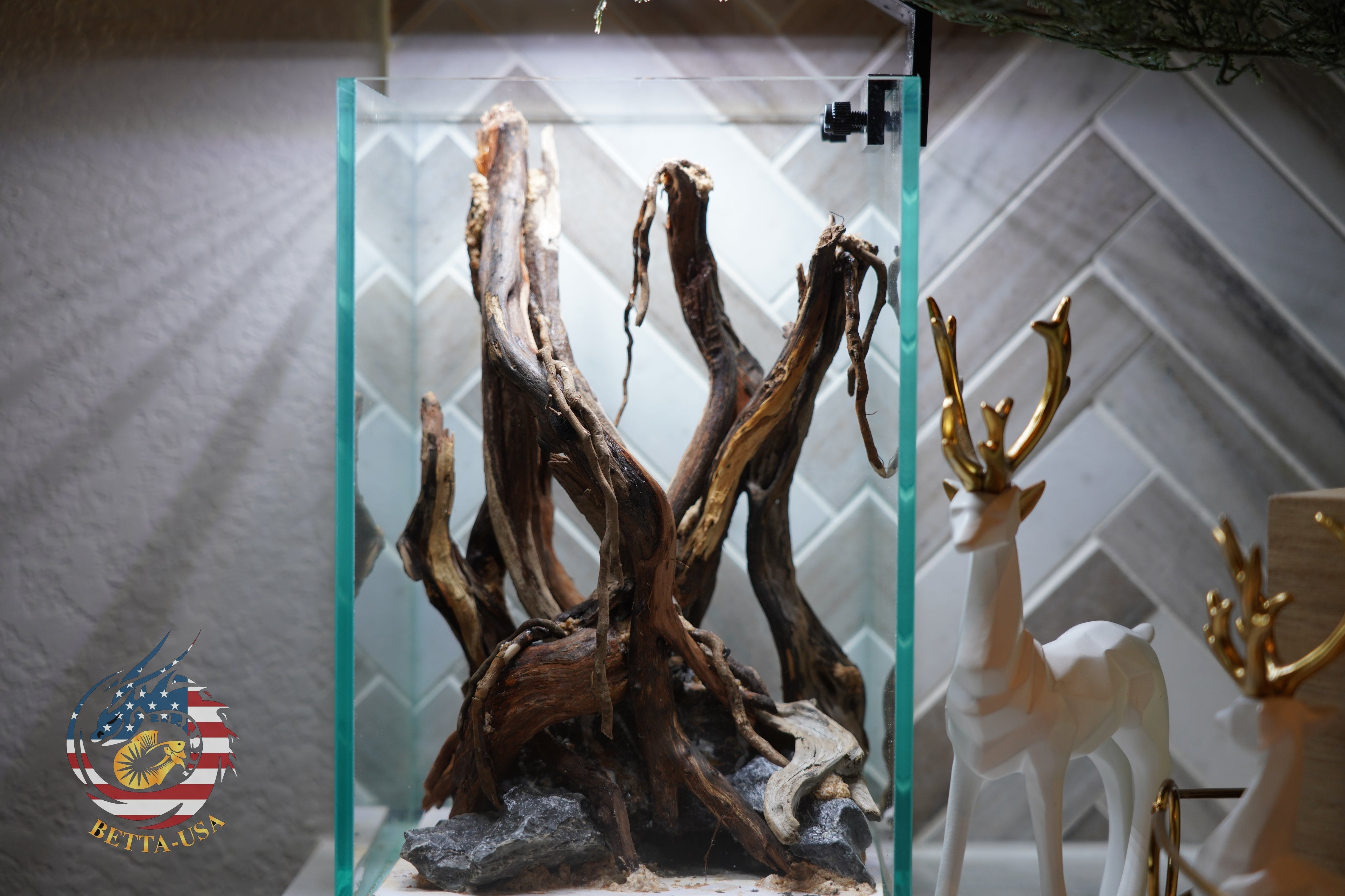 [SCAPE-41] Nature Aquarium Aquascape Diftwood – 1.6 Gallons