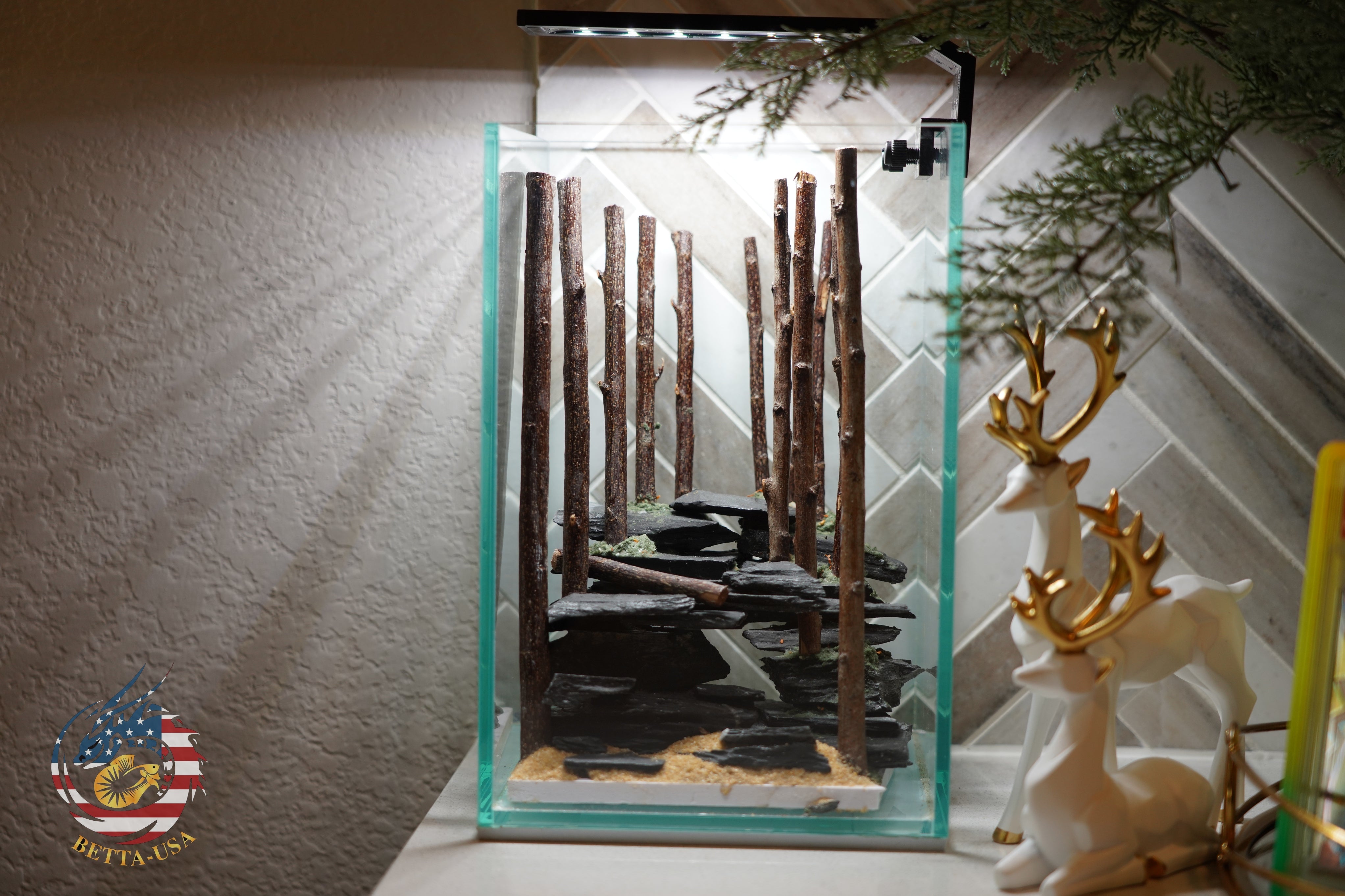 [SCAPE-69] Jungle Nature Aquarium Aquascape Driftwood– 1.6 Gallons