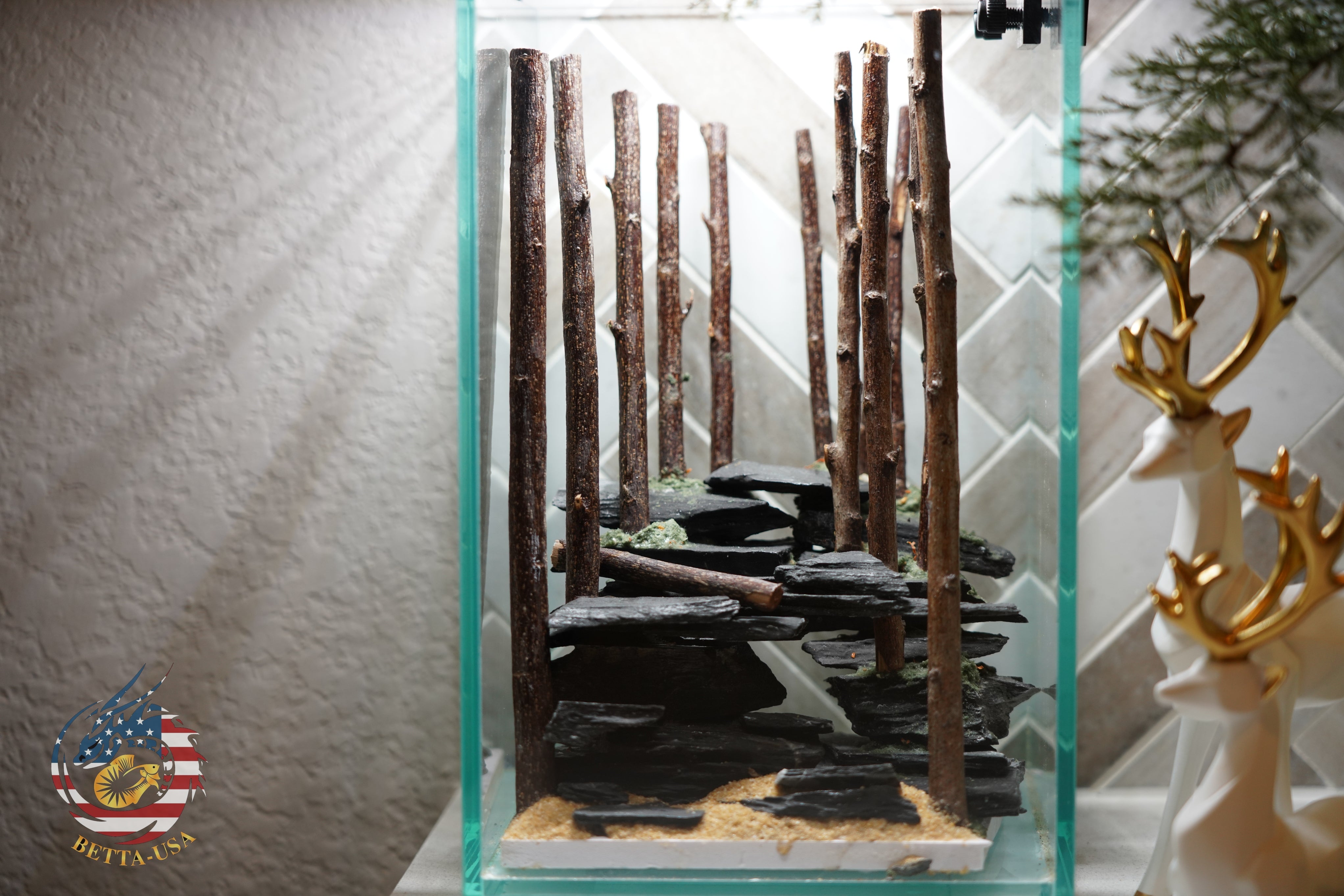 [SCAPE-69] Jungle Nature Aquarium Aquascape Driftwood– 1.6 Gallons