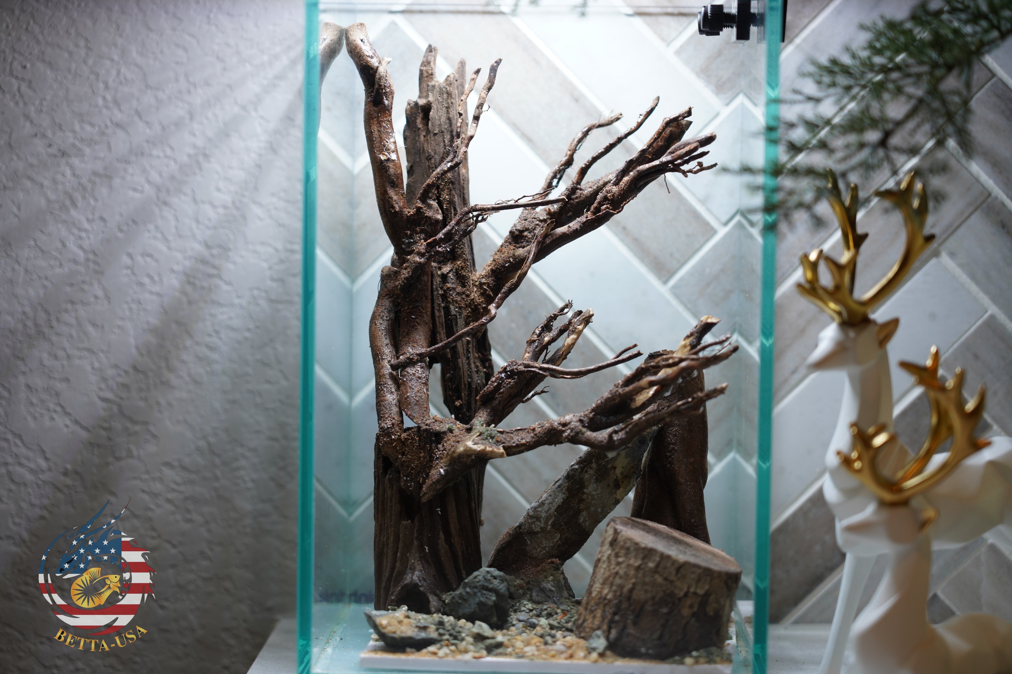 [SCAPE-71] Nature Aquarium Aquascape Driftwood– 1.6 Gallons