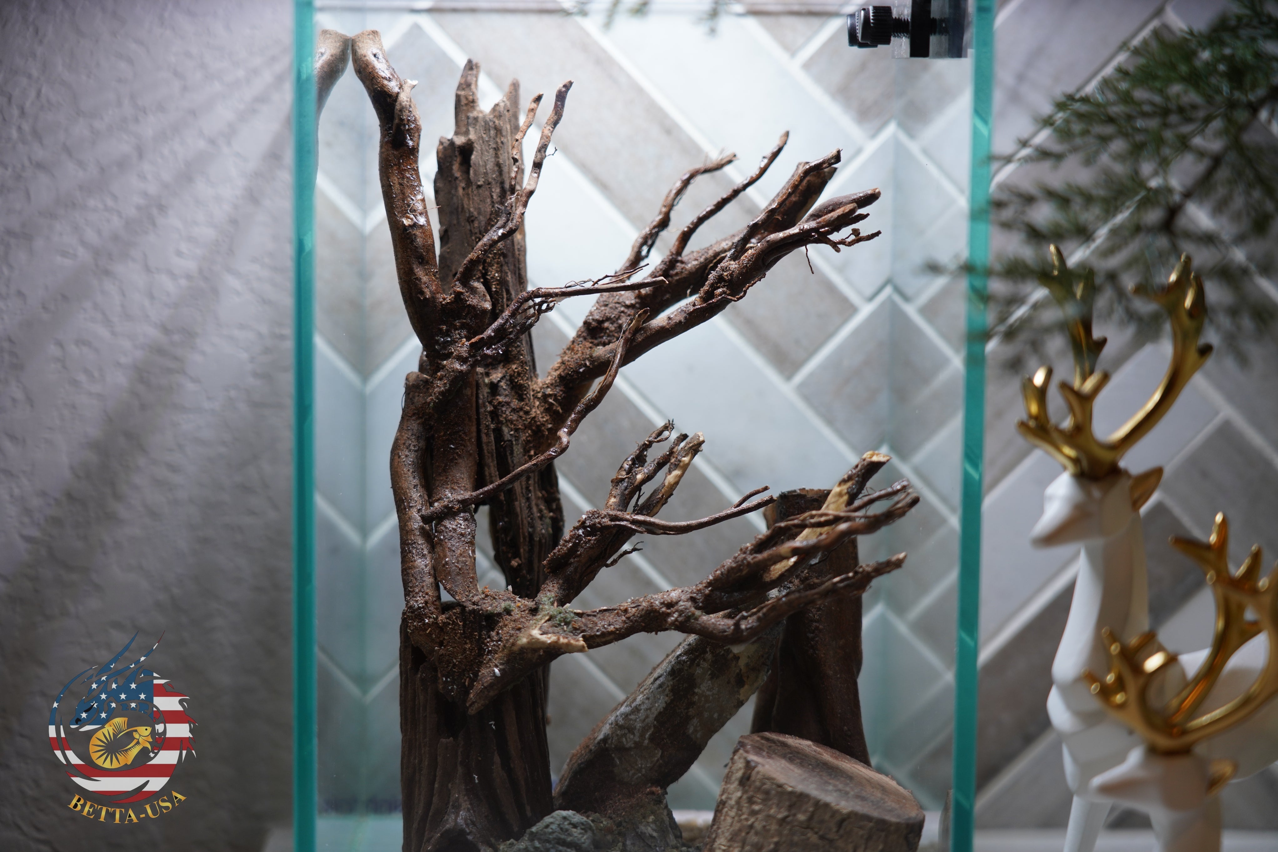 [SCAPE-71] Nature Aquarium Aquascape Driftwood– 1.6 Gallons