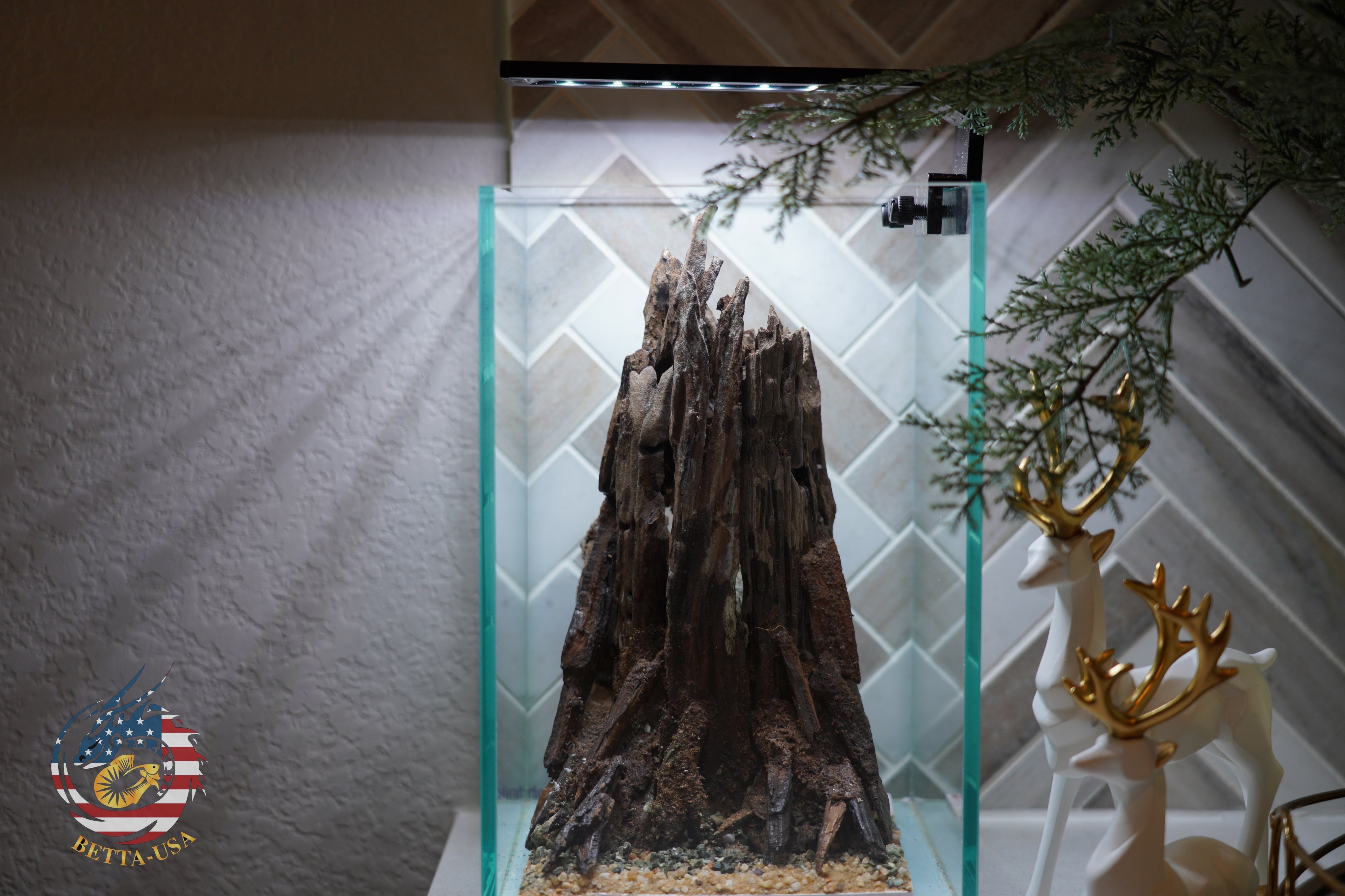 [SCAPE-74] Nature Aquarium Aquascape Driftwood– 1.6 Gallons