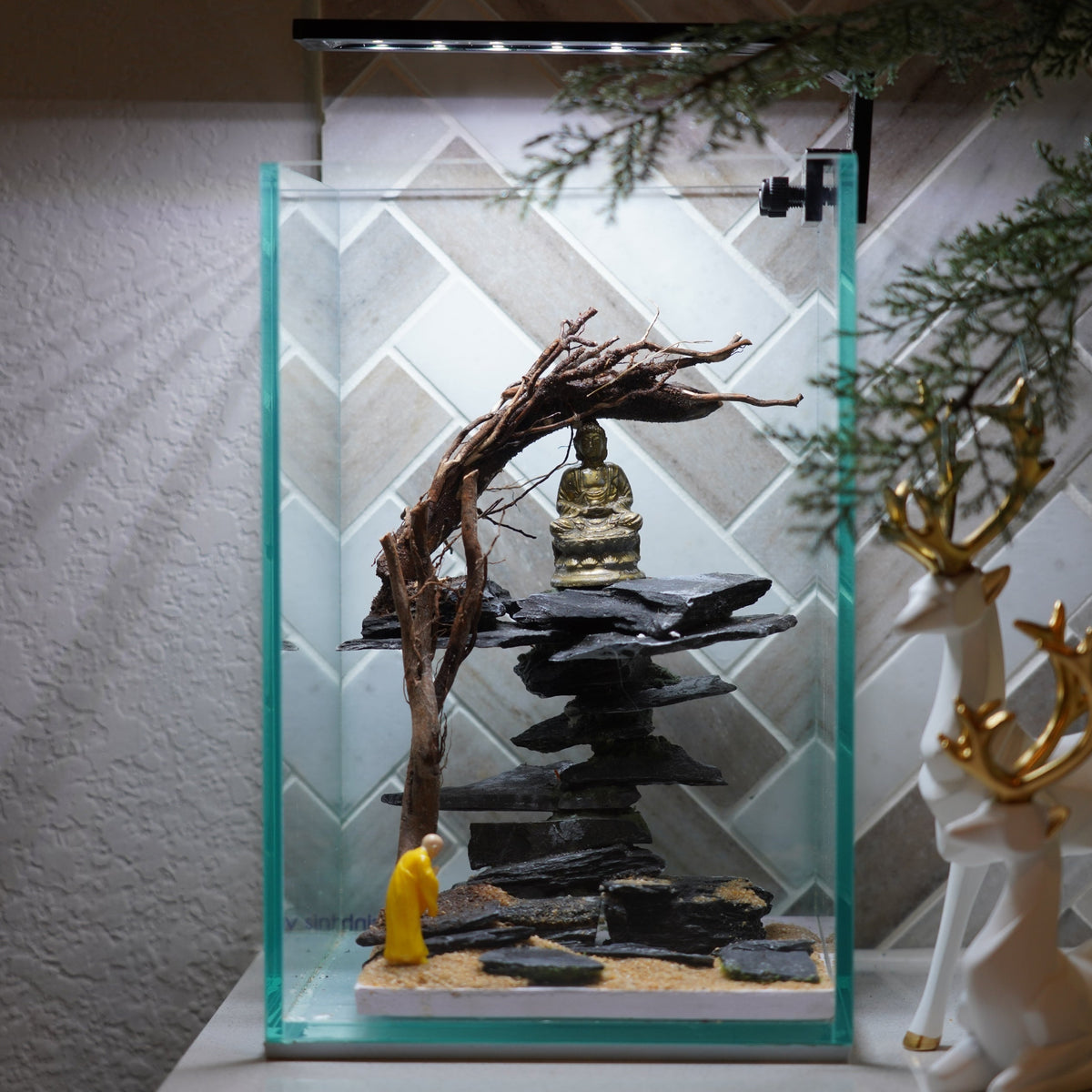 [SCAPE-75] Buddha Nature Aquarium Aquascape Driftwood – 1.6 Gallons