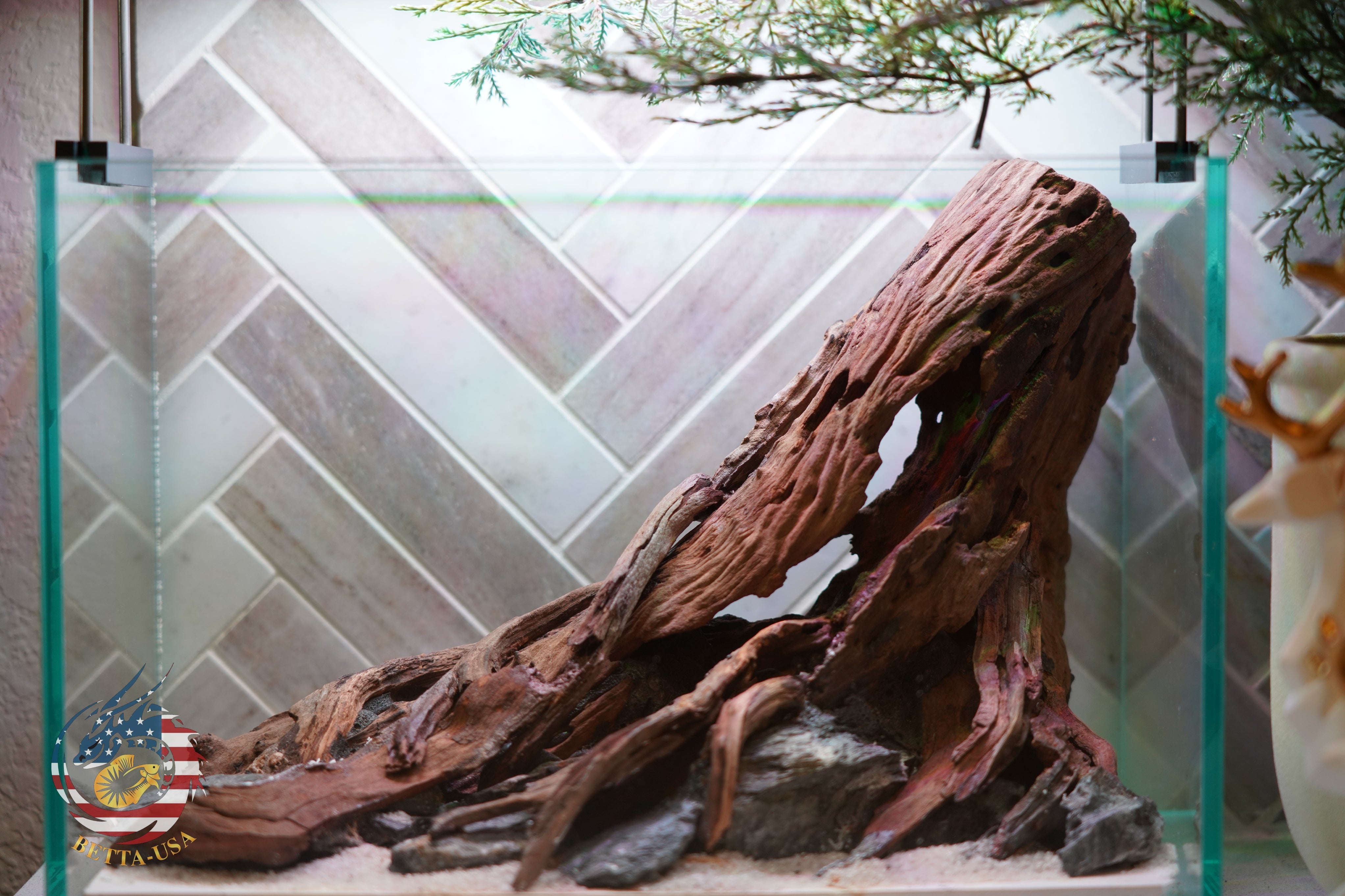 [SCAPE-95]  Nature Aquarium Aquascape Driftwood– 2.7 Gallons