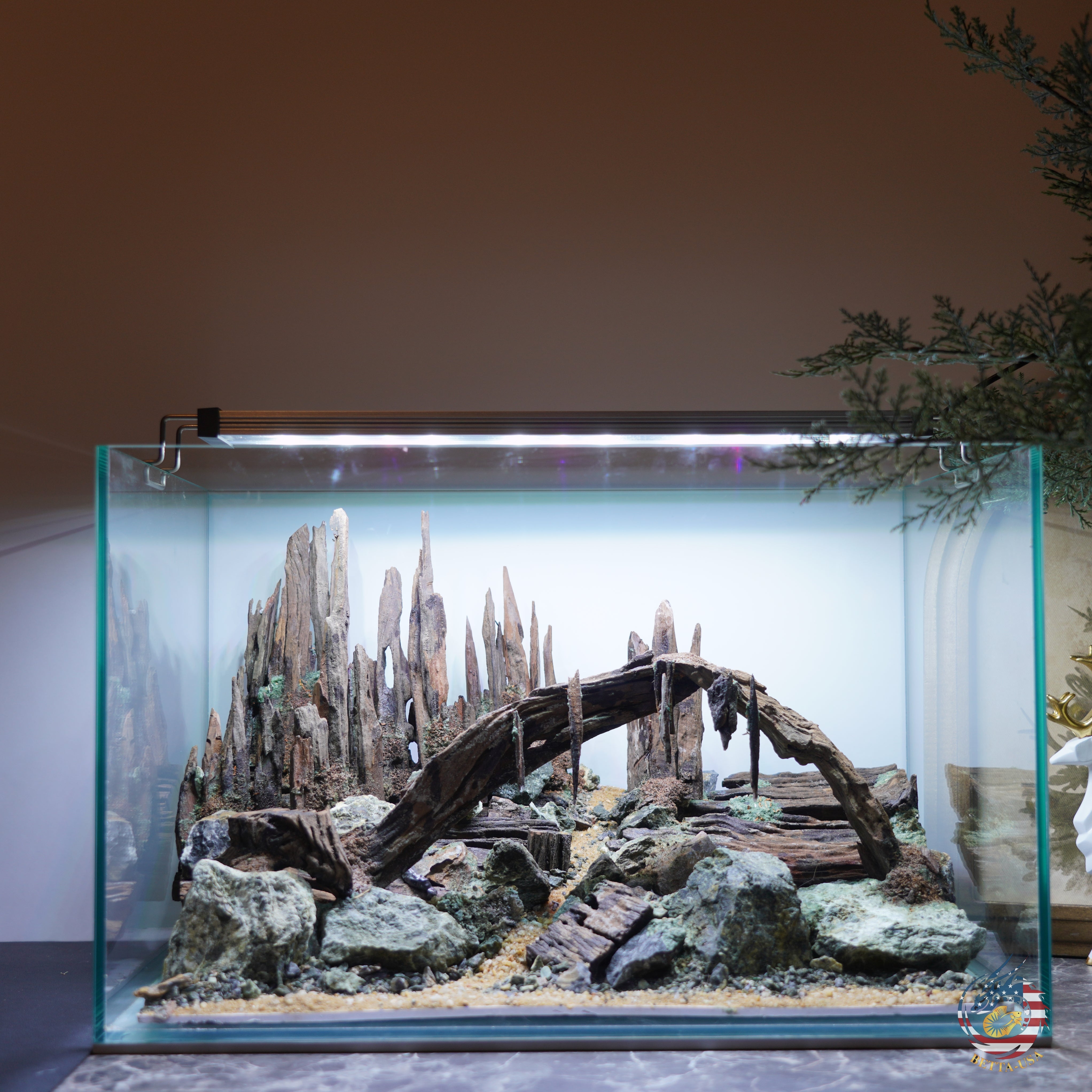 [SCAPE-97]  Nature Aquarium Aquascape Driftwood– 9.3 Gallons
