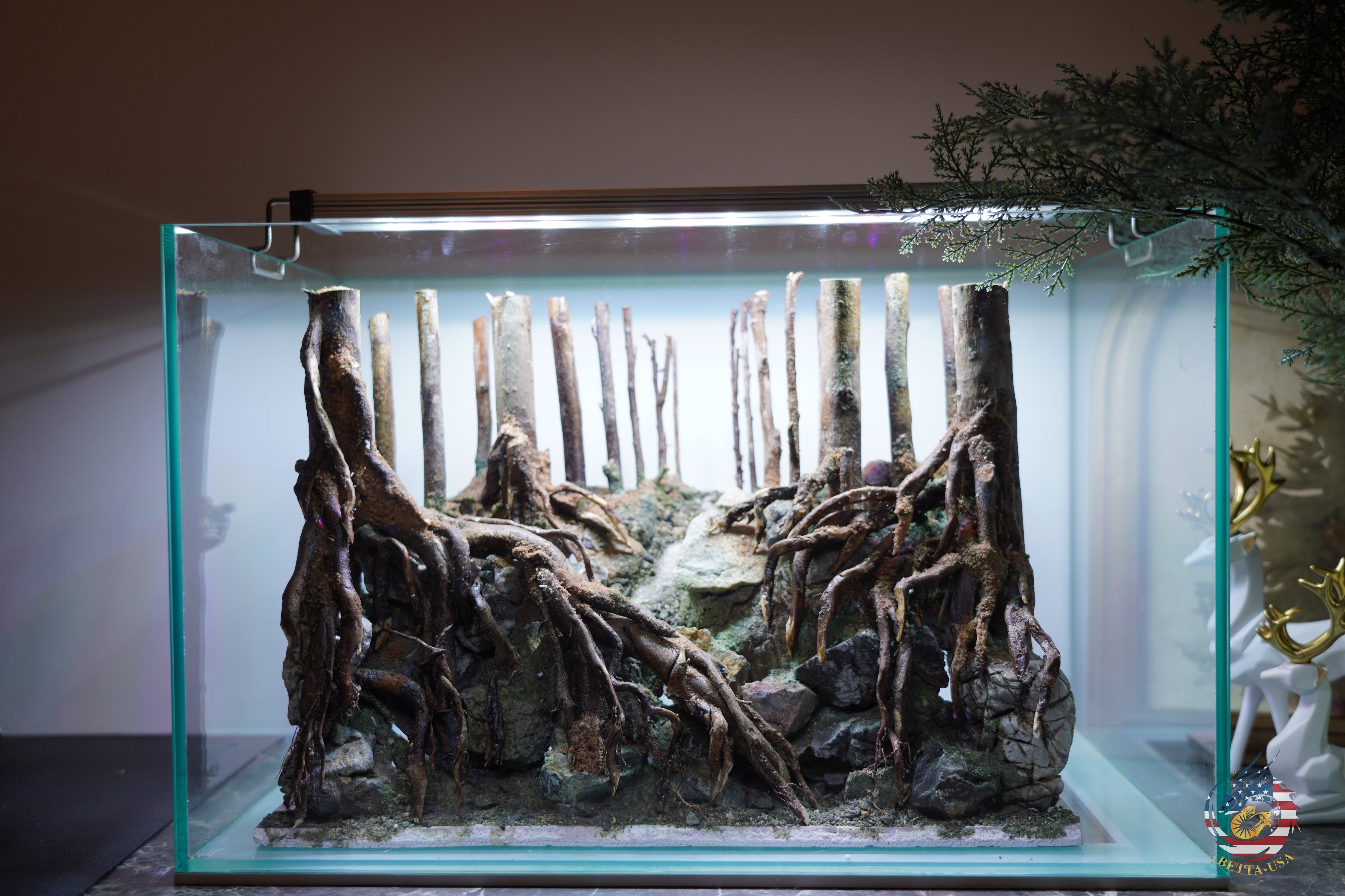 [SCAPE-99]  Nature Aquarium Aquascape Driftwood– 9.3 Gallons