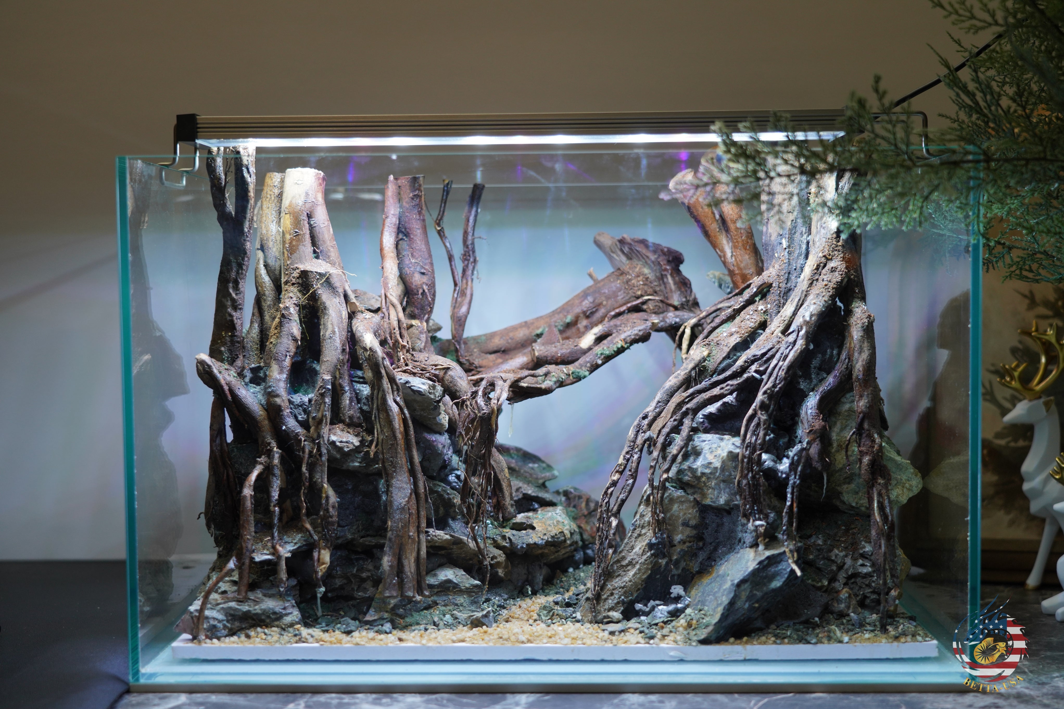 [SCAPE-103]  Nature Aquarium Aquascape Driftwood– 9.3 Gallons